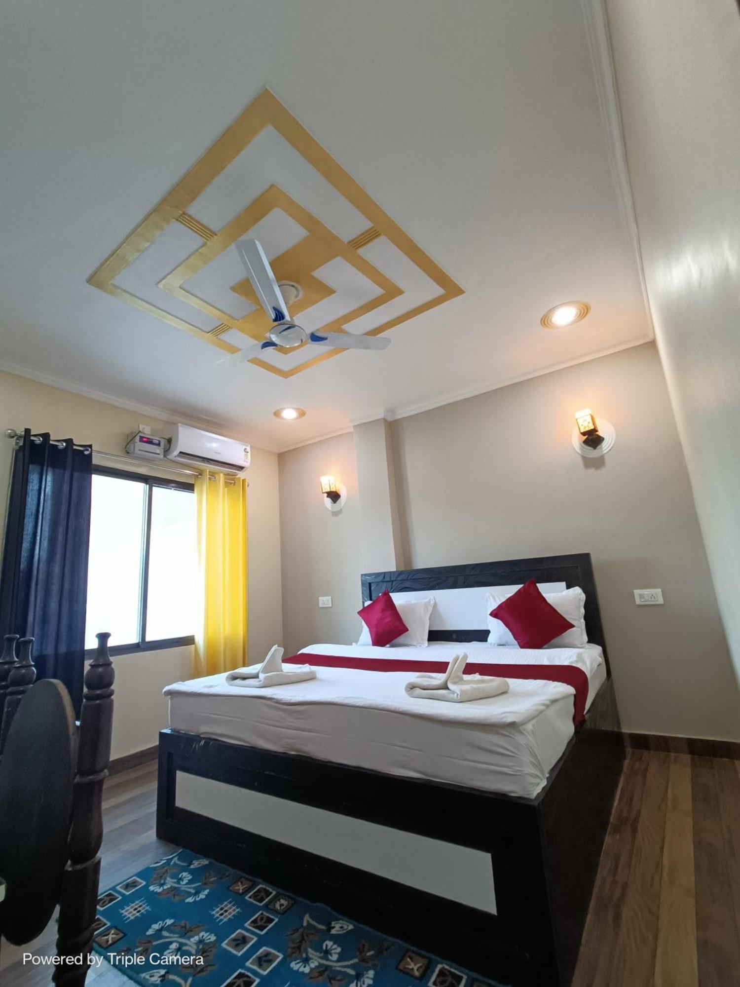 Mohit In Paying Guest House Varanasi Esterno foto